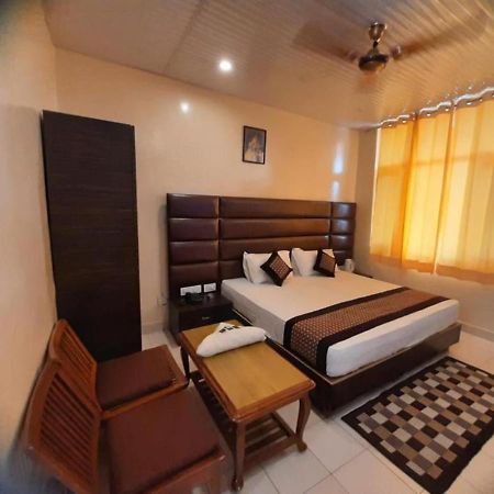 Pops Resort Pālampur Εξωτερικό φωτογραφία