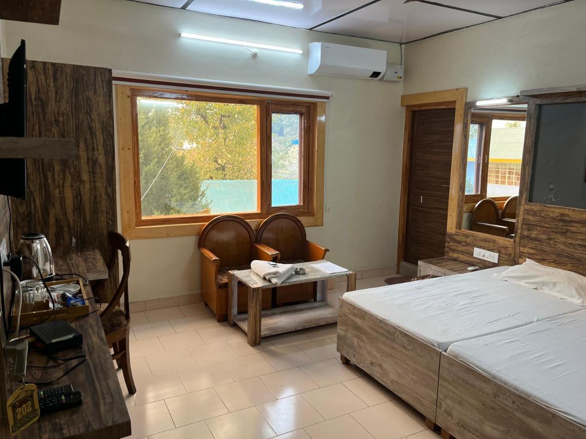 Pops Resort Pālampur Εξωτερικό φωτογραφία