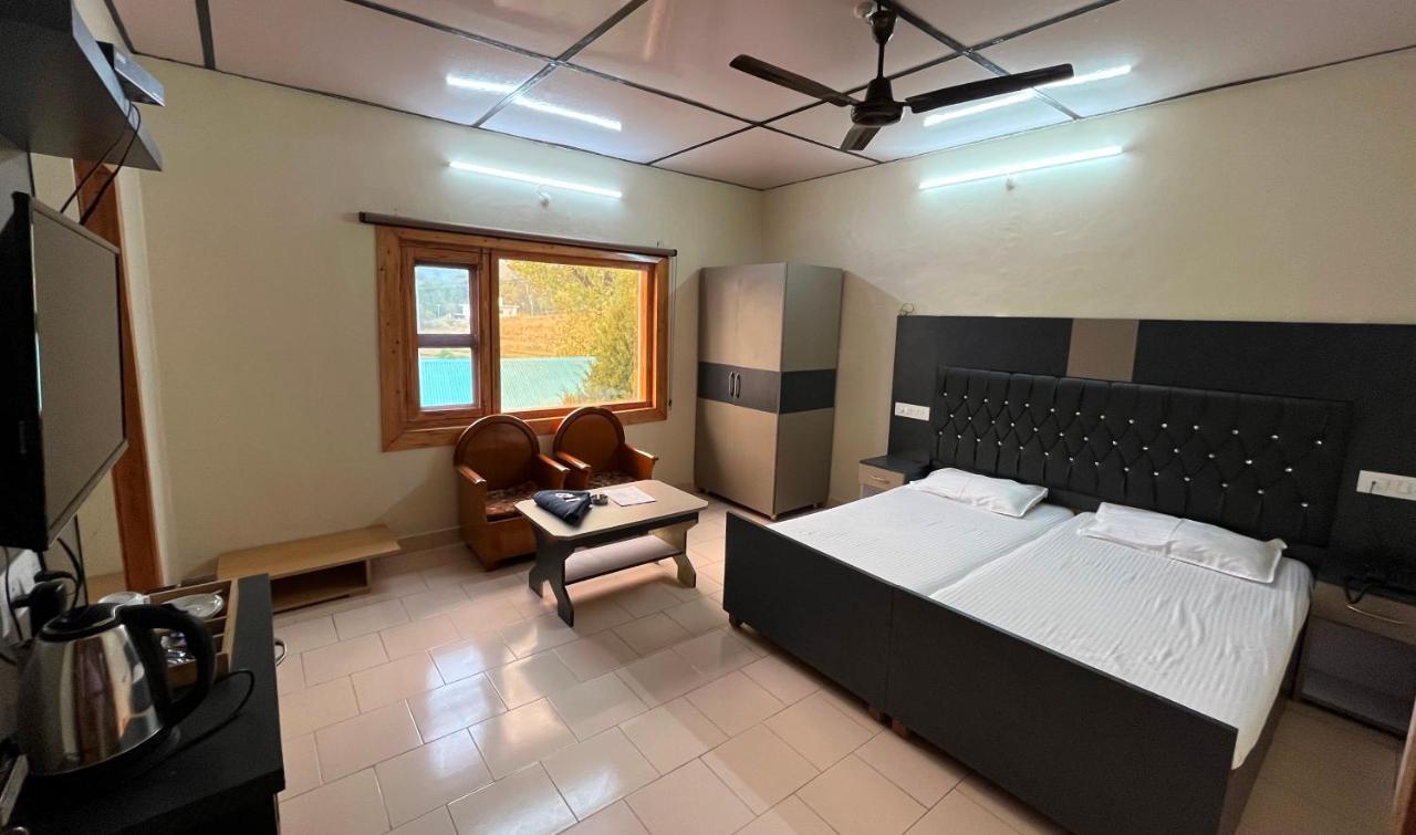 Pops Resort Pālampur Εξωτερικό φωτογραφία
