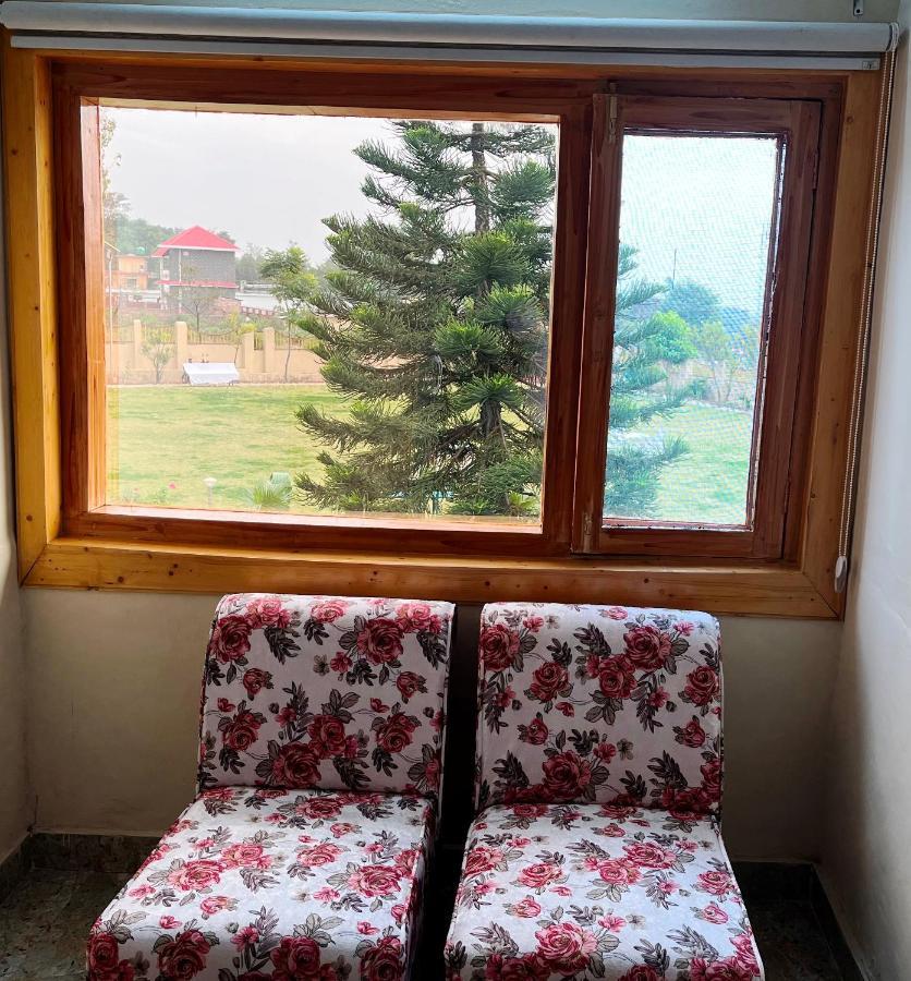 Pops Resort Pālampur Εξωτερικό φωτογραφία