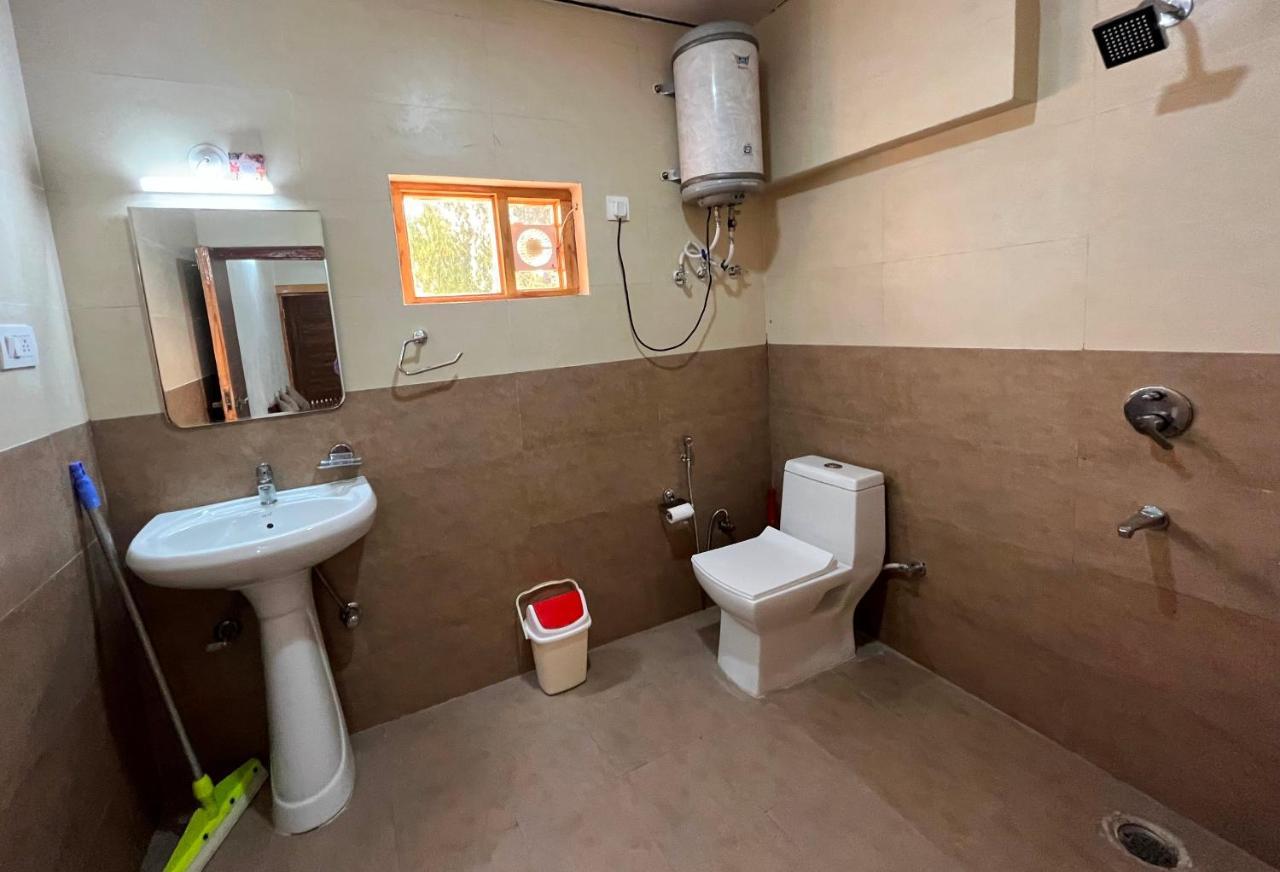 Pops Resort Pālampur Εξωτερικό φωτογραφία