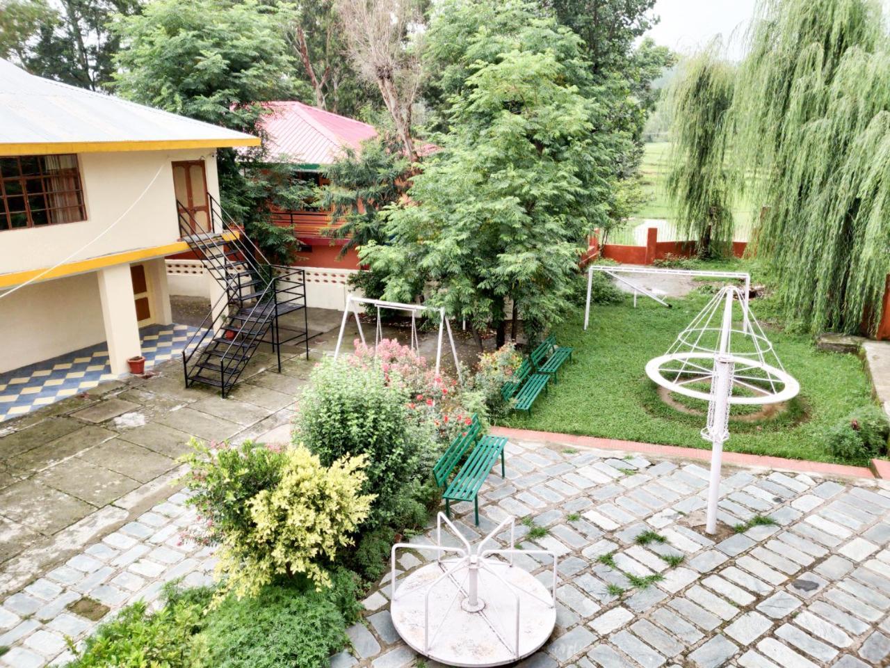 Pops Resort Pālampur Εξωτερικό φωτογραφία